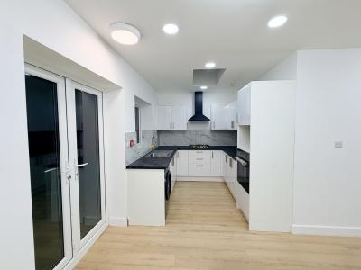 Ground Floor Room 1 - Image 2