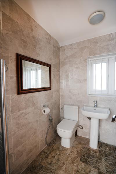 3 Bedroom First Floor Flat  in North Hill Drive, Harold Hill, Romford RM3 9AQ - Image 6