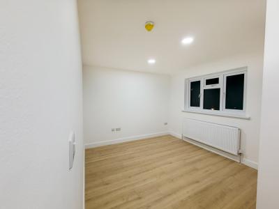 Gaysham Avenue Newly Converted Flat-2 - Image 4