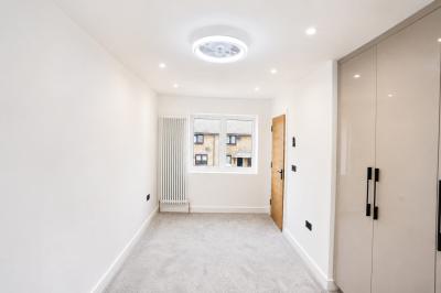 Elim Way, Plaistow E13 0EH - Image 3