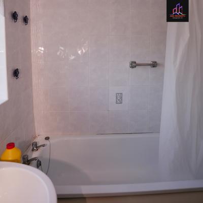 3 Bedroom End of Terrace house in North Hill Drive, Harold Hill, Romford RM3 - Image 6