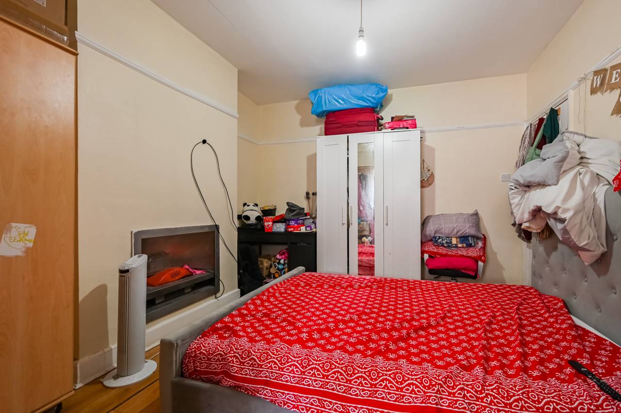 Chesterfield Road, Leyton, E10 - Image 5