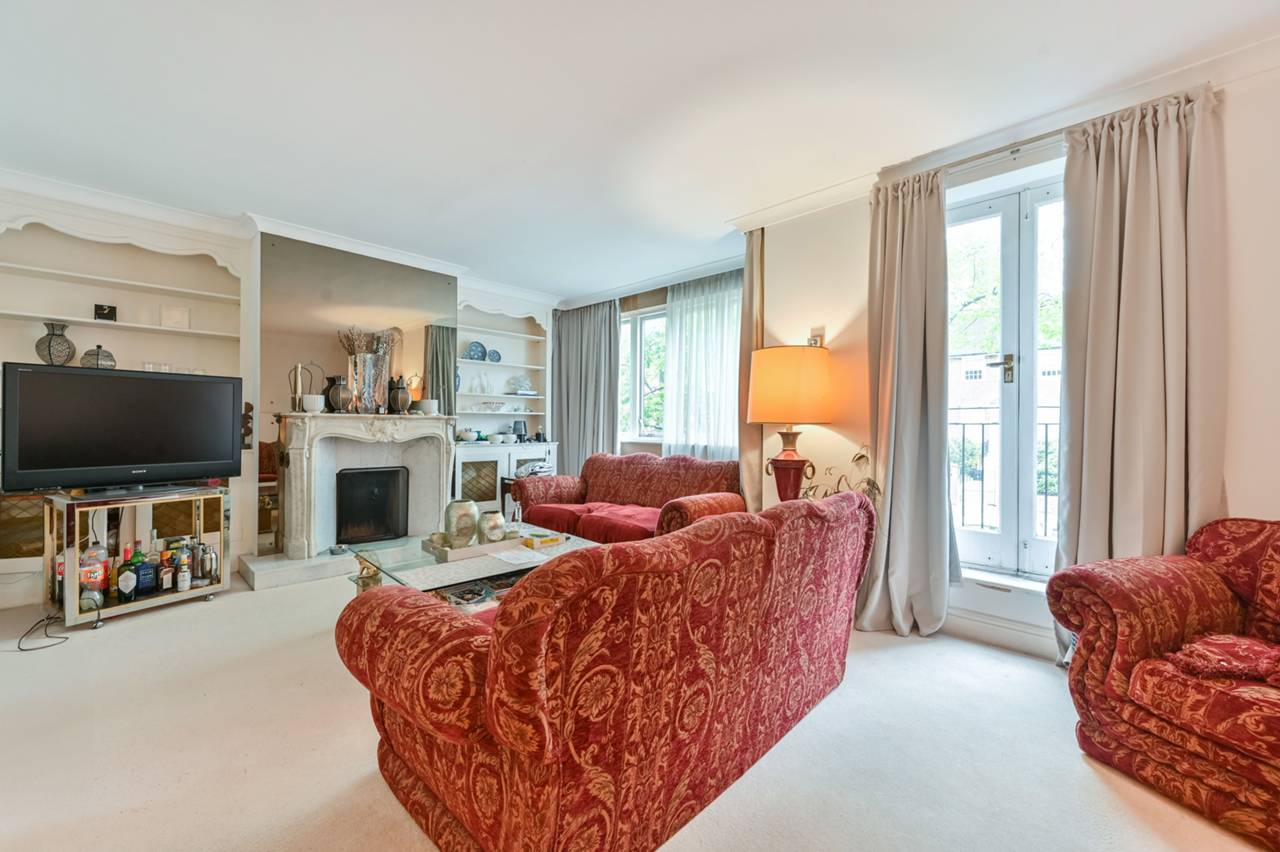 Abbotsbury Road, Holland Park, W14 - Image 2