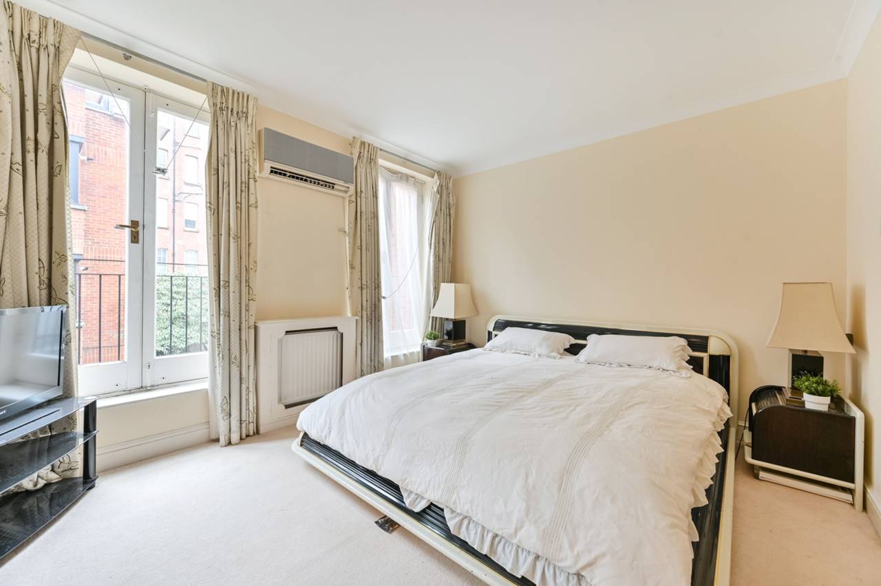 Abbotsbury Road, Holland Park, W14 - Image 4