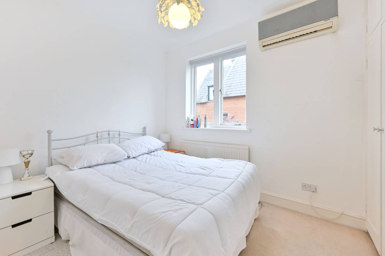 Abbotsbury Road, Holland Park, W14 - Image 7