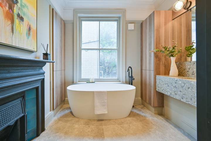 Southampton Row, Bloomsbury, WC1B - Image 8